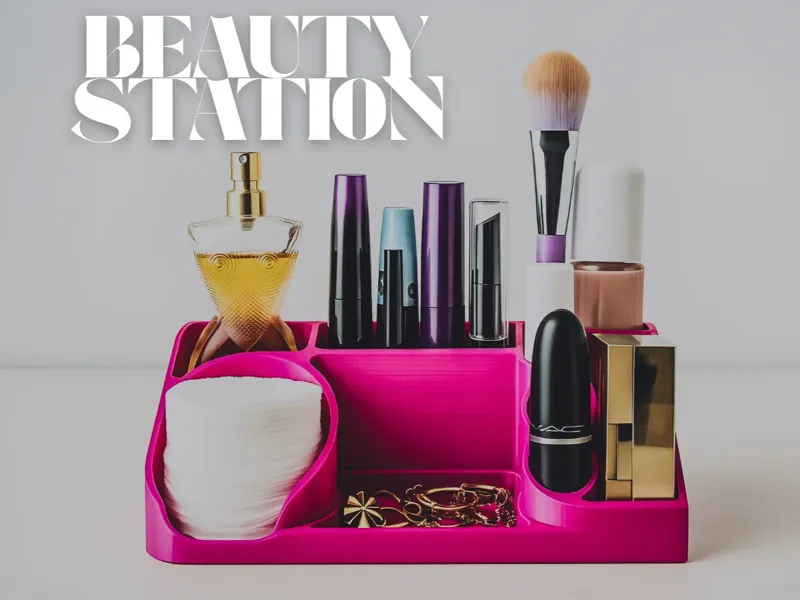 Beauty Station: Compact Makeup Organizer