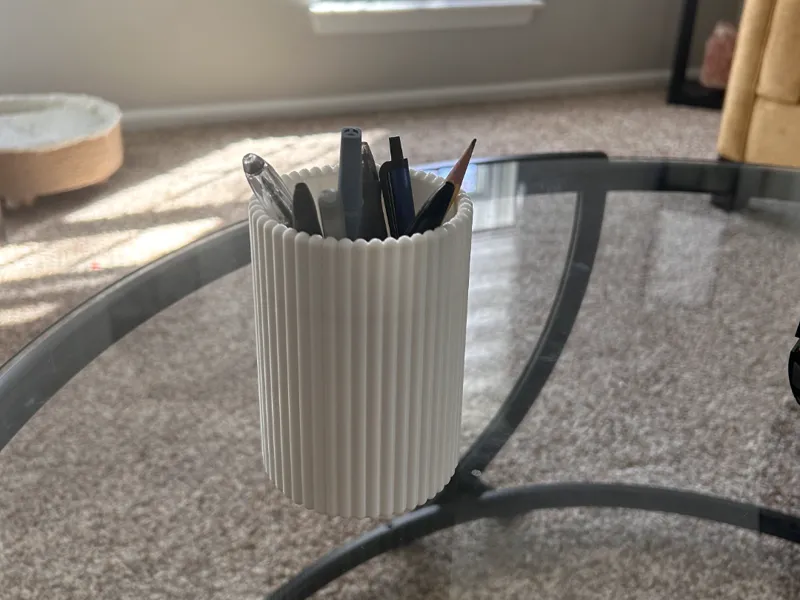 Minimalistic "Clay" Inspired Pencil/pen Holder