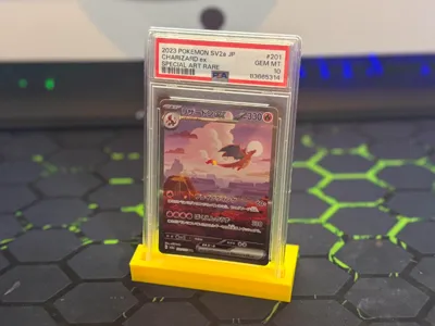 Graded Minimalist Card Stand