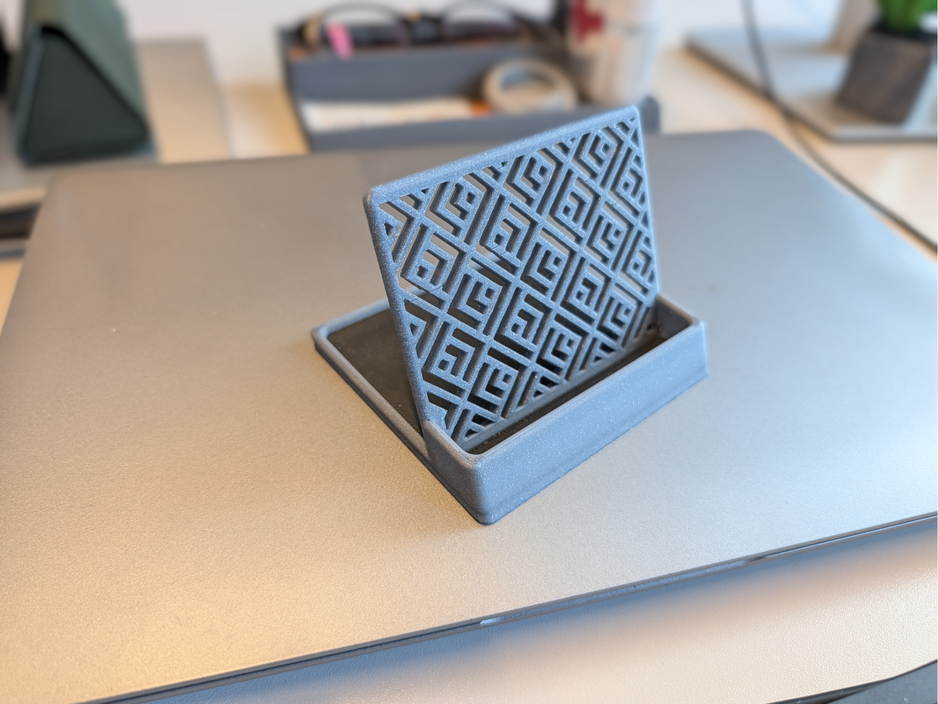 Phonestand with tray for budcase