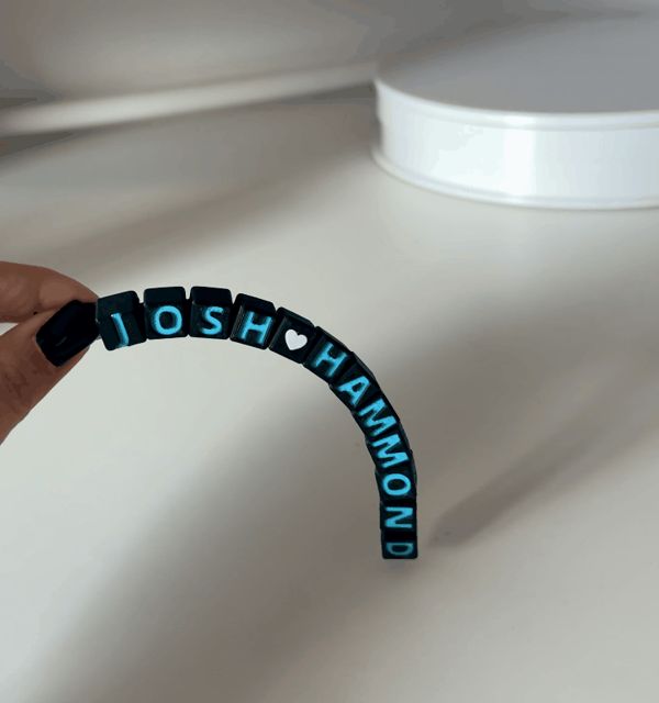 https://makerworld.bblmw.com/makerworld/model/US47d5815e53d48/design/fab0a6ccba3f4835.gif