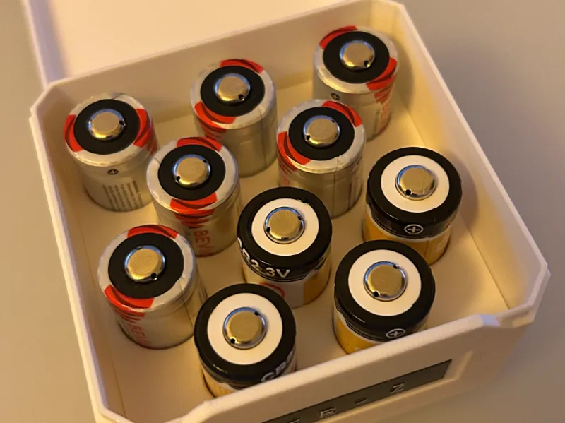 Clamshell Parts Box CR2 Cell enclosure