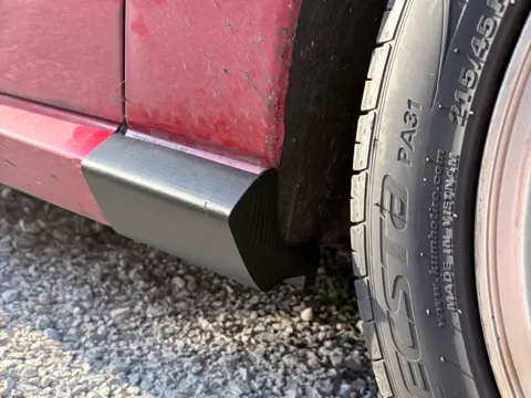 Tapa o cubierta: Ford Focus SVT Side Skirt End Caps — referencia de MakerWorld