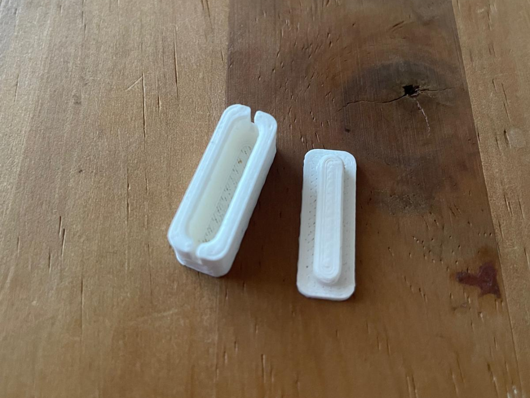 Blind Chain Connector