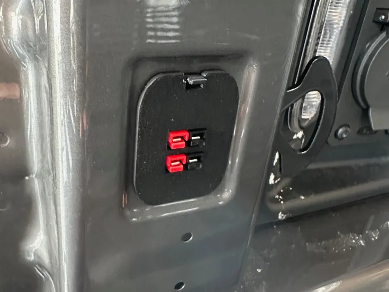 Maverick 12V Anderson Mount Plate