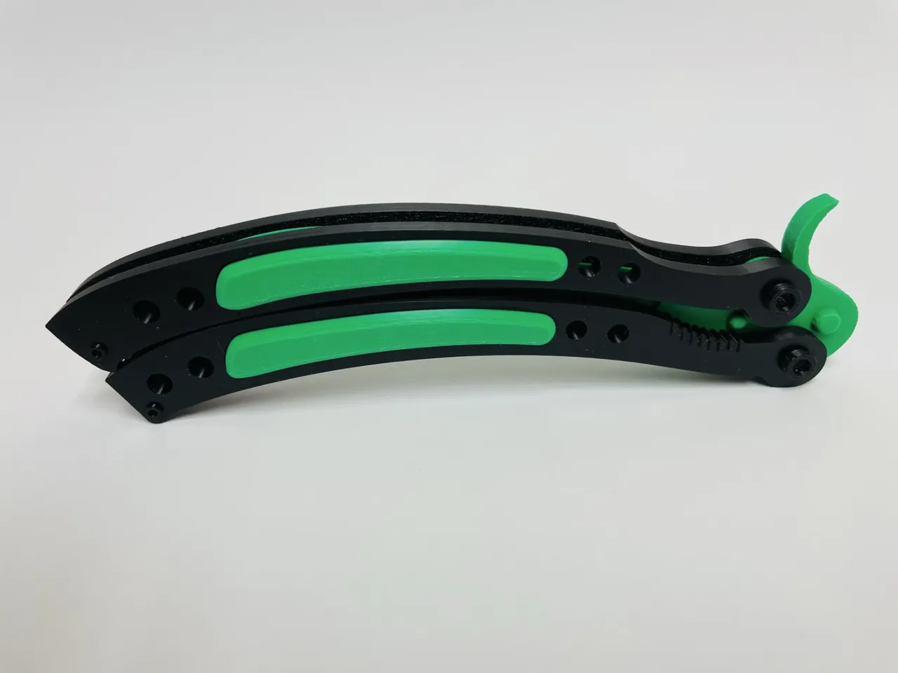 Butterfly knife v2 (free movement) view 3