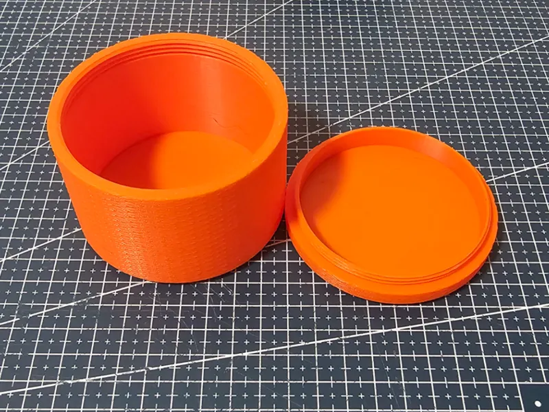 Simple Round Box With Textured Outside