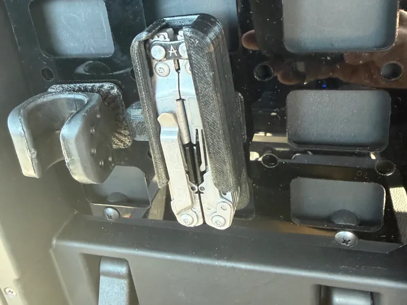 SOG PowerPint Multi-Tool Sheath