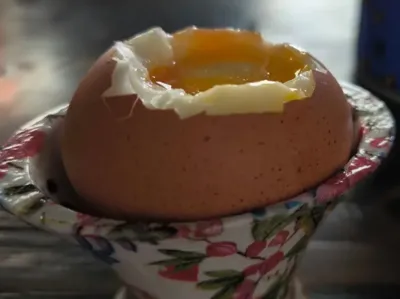 Egg cup for horizontal eaters ;)