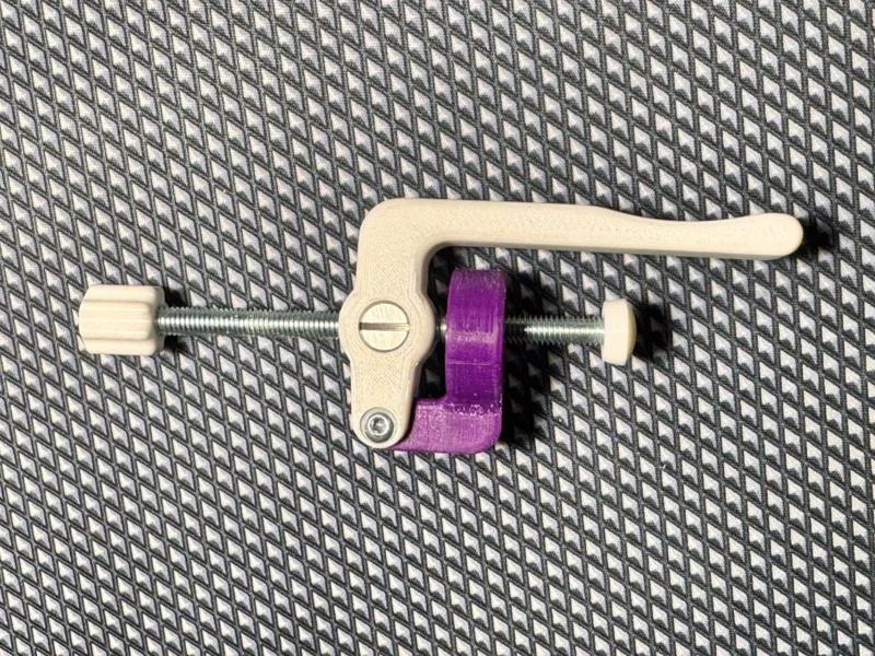 Flux dispenser M6 & M4 used