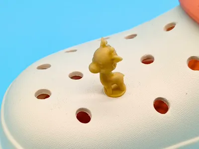 cute giraffe croc charm