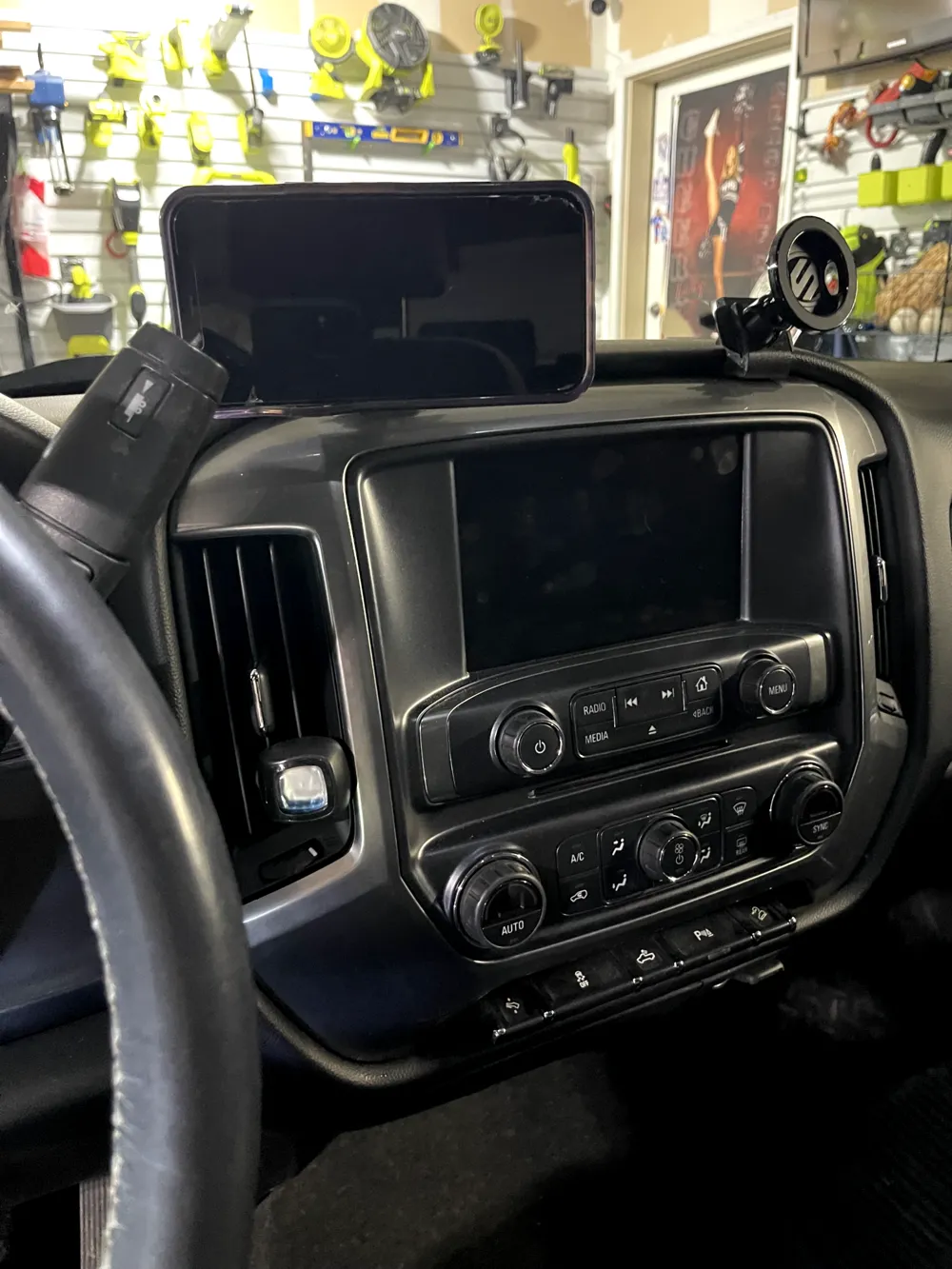 Sitemapcdatahttpsomobeldreferenzcomphone Holder For Silverado