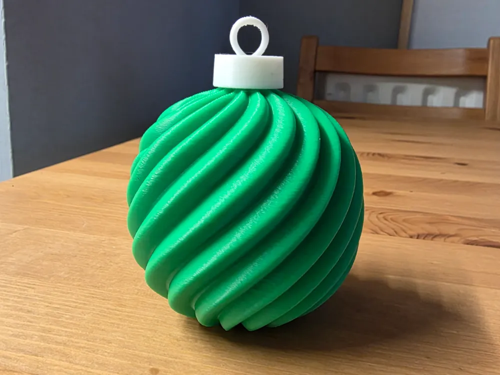 Christmas Bauble NO AMS - Free 3D Print Model - MakerWorld