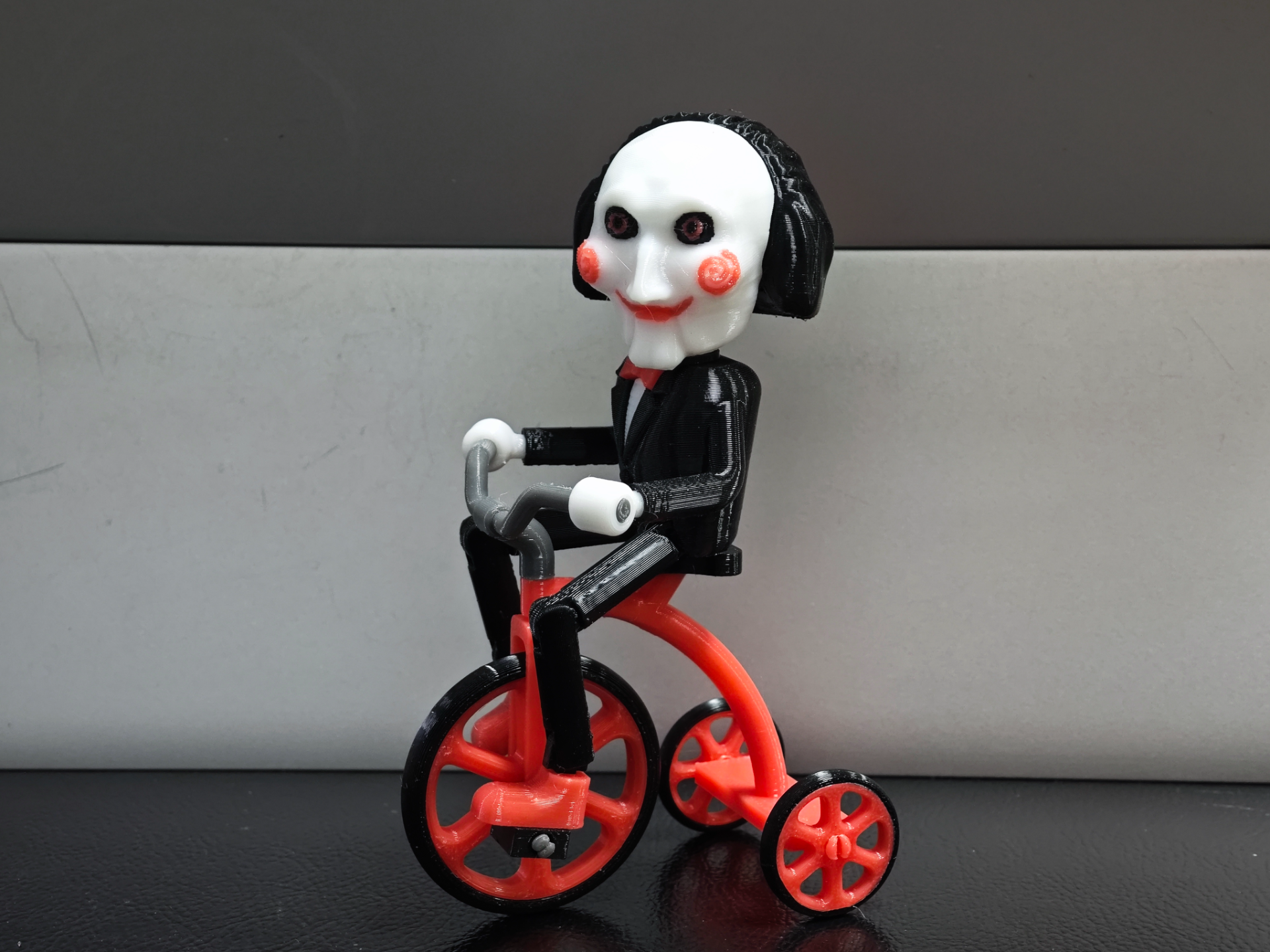 Miniatura 1 do modelo 3D 骑三轮车的木偶比利/Billy the Puppet