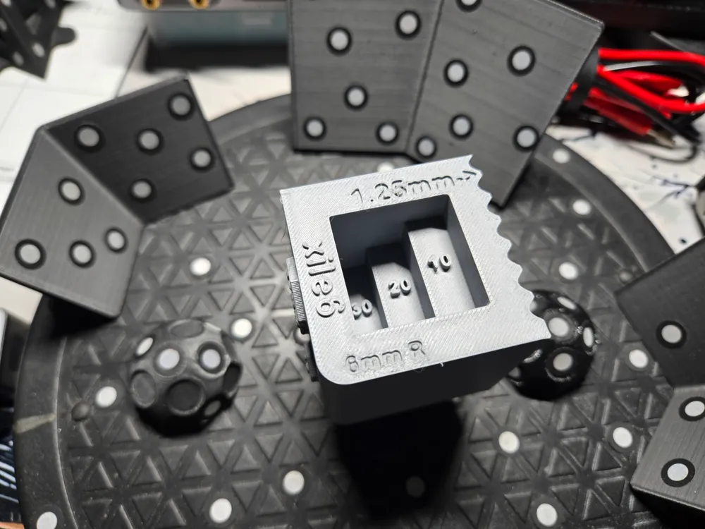 3D Scanning Cube Tester by xile06 MakerWorld: Download Free 3D Models