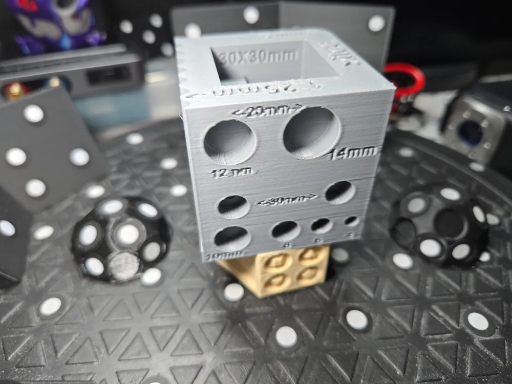 3D Scanning Cube Tester by xile06 MakerWorld: Download Free 3D Models