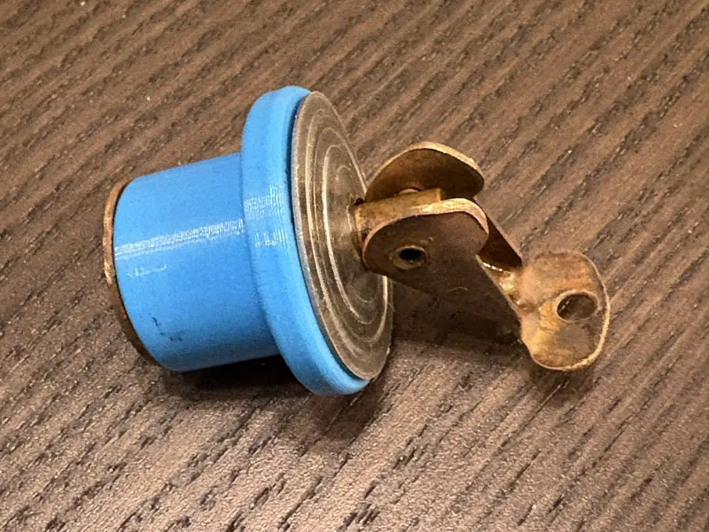 TPU PARAMETRIC BOAT PLUG