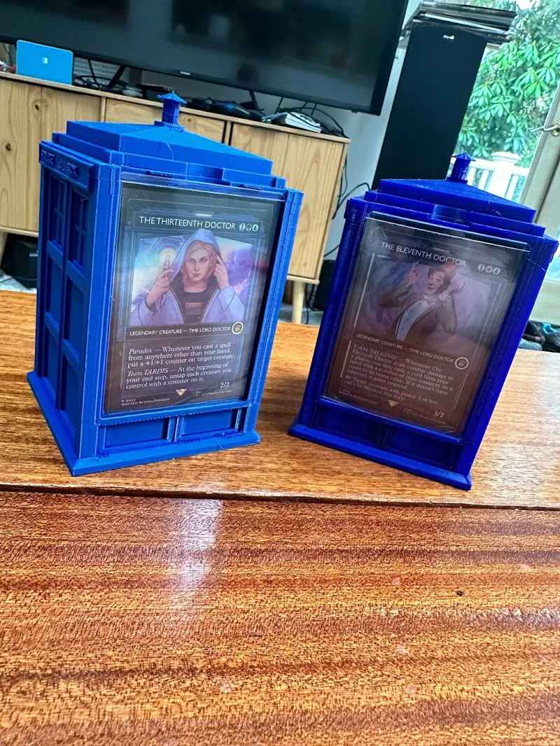 Doctor Who Tardis Magic the Gathering 100+ Double Sleeved Commander/EDH Deckbox 