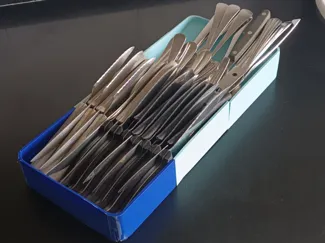 Organizador de Cubiertos Modular en Ángulo