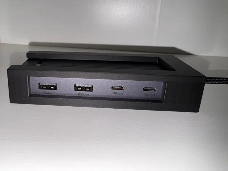 Halter für Ugreen Revodok 7-in-1 USB-C Hub