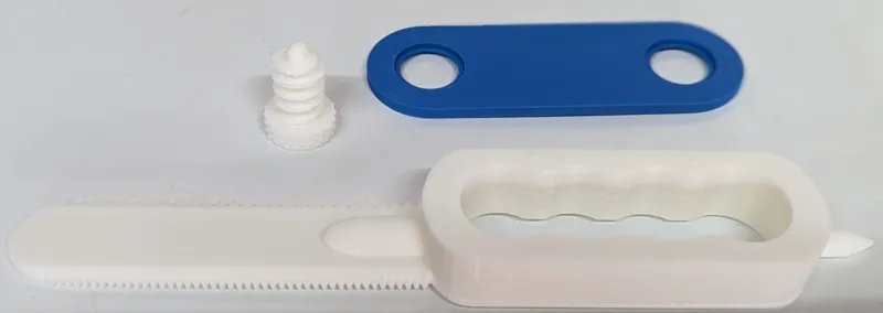 Cardboard tools for Dragon Boat building