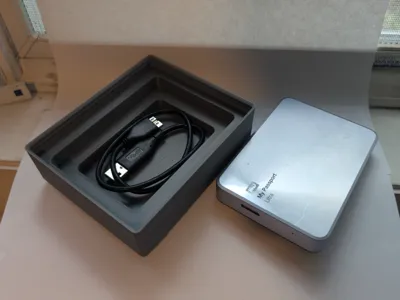 WD My Passport Ultra Gridfinity