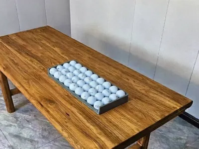 Golf ball tray