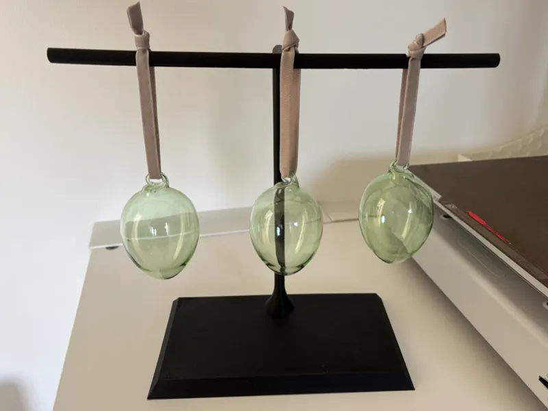 Egg glass ornaments stand
