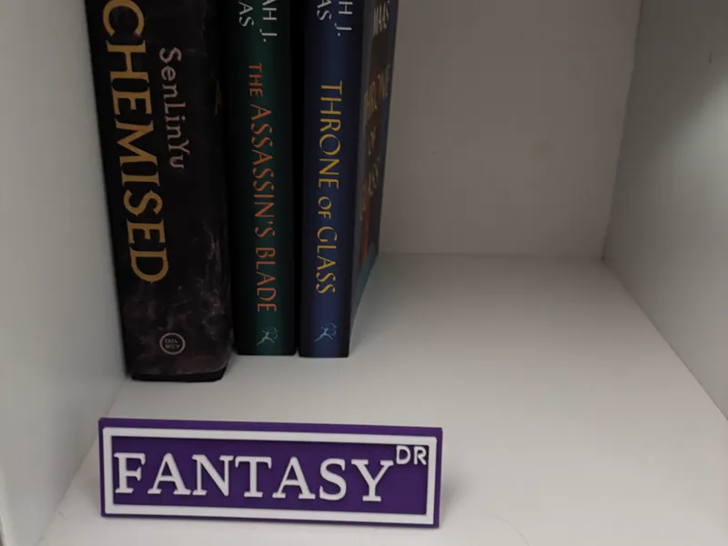 FANTASY DR sign