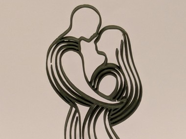 Romantic Embrace – Couple Line Art (Valentine)