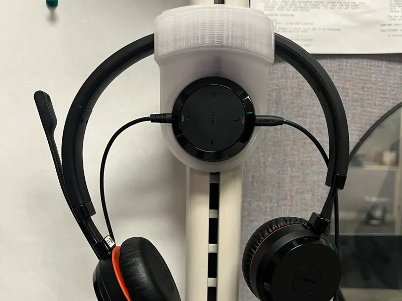 Headset holder for Jabra with control puck