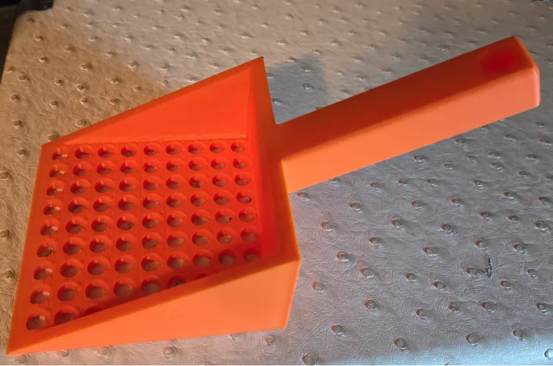 Sturdy Cat Litter Scoop