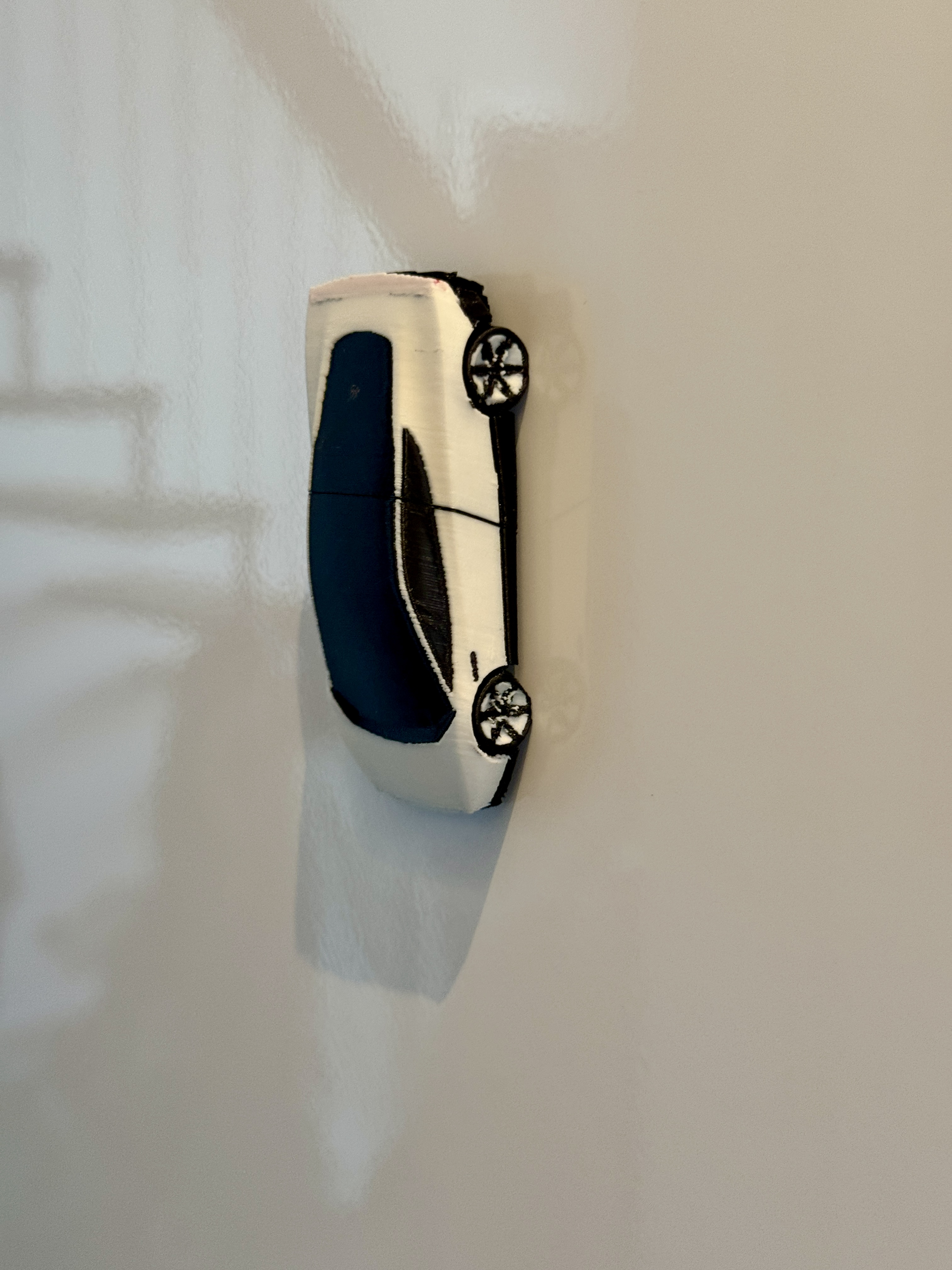 Magnetic Roadster – Defying Gravity! - 1