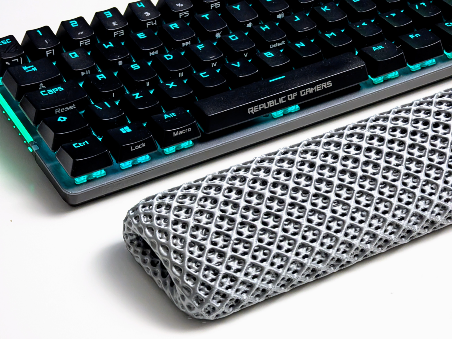 Cushiony Keyboard Wrist Rest