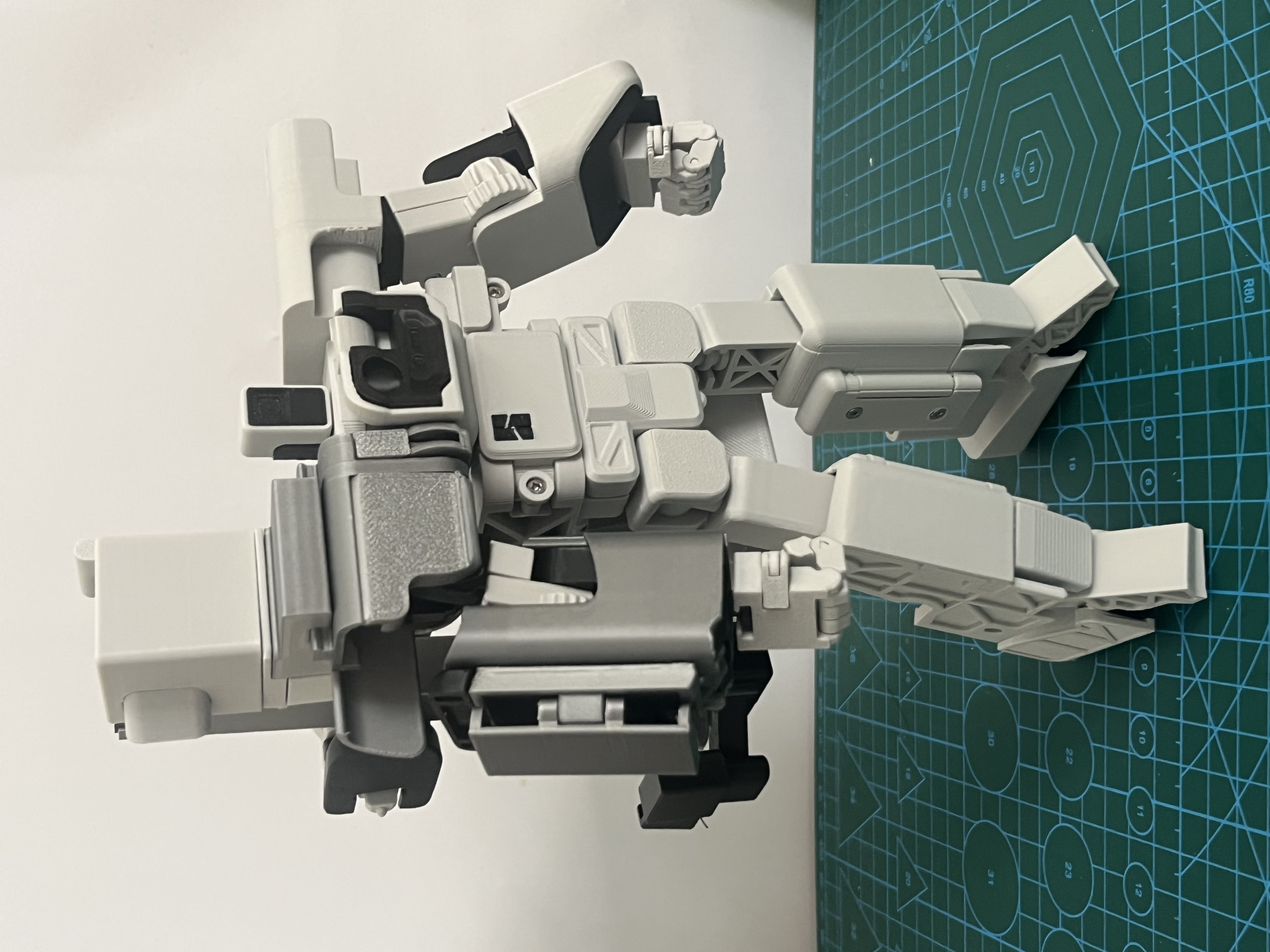 Miniatura 1 do modelo 3D A1mini变形机器人