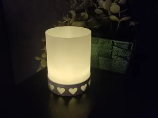 Decorative heart tea light