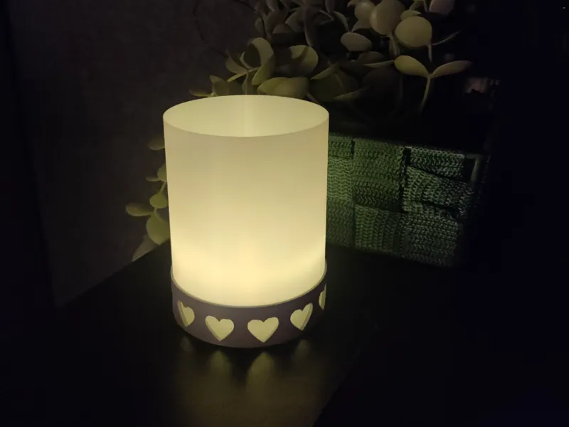 Decorative heart tea light