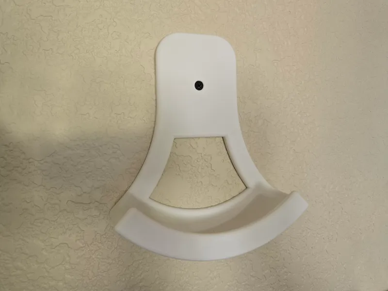 Wall-mounted decorative plate holder