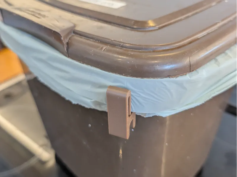 Food Waste Caddy Bin - Bag Securing Clips Council