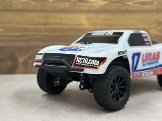 Team Associated 1/28 - Front Suspension