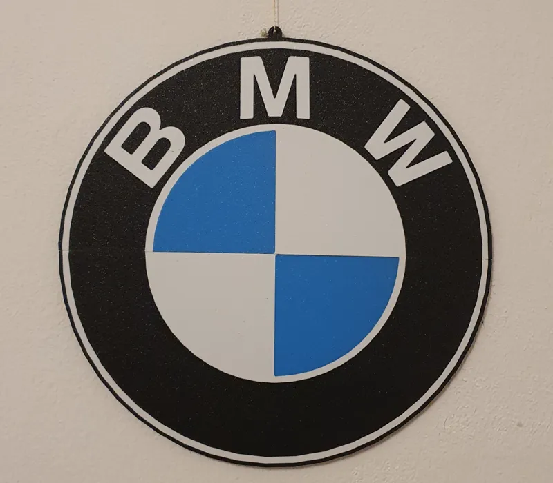 Customizable BMW Logo on the wall