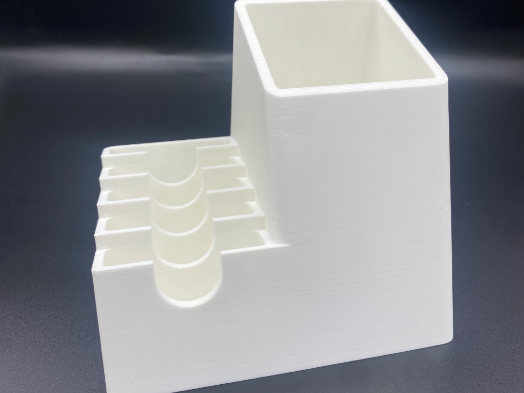 Blade holder and base for a grooming clipper X 5