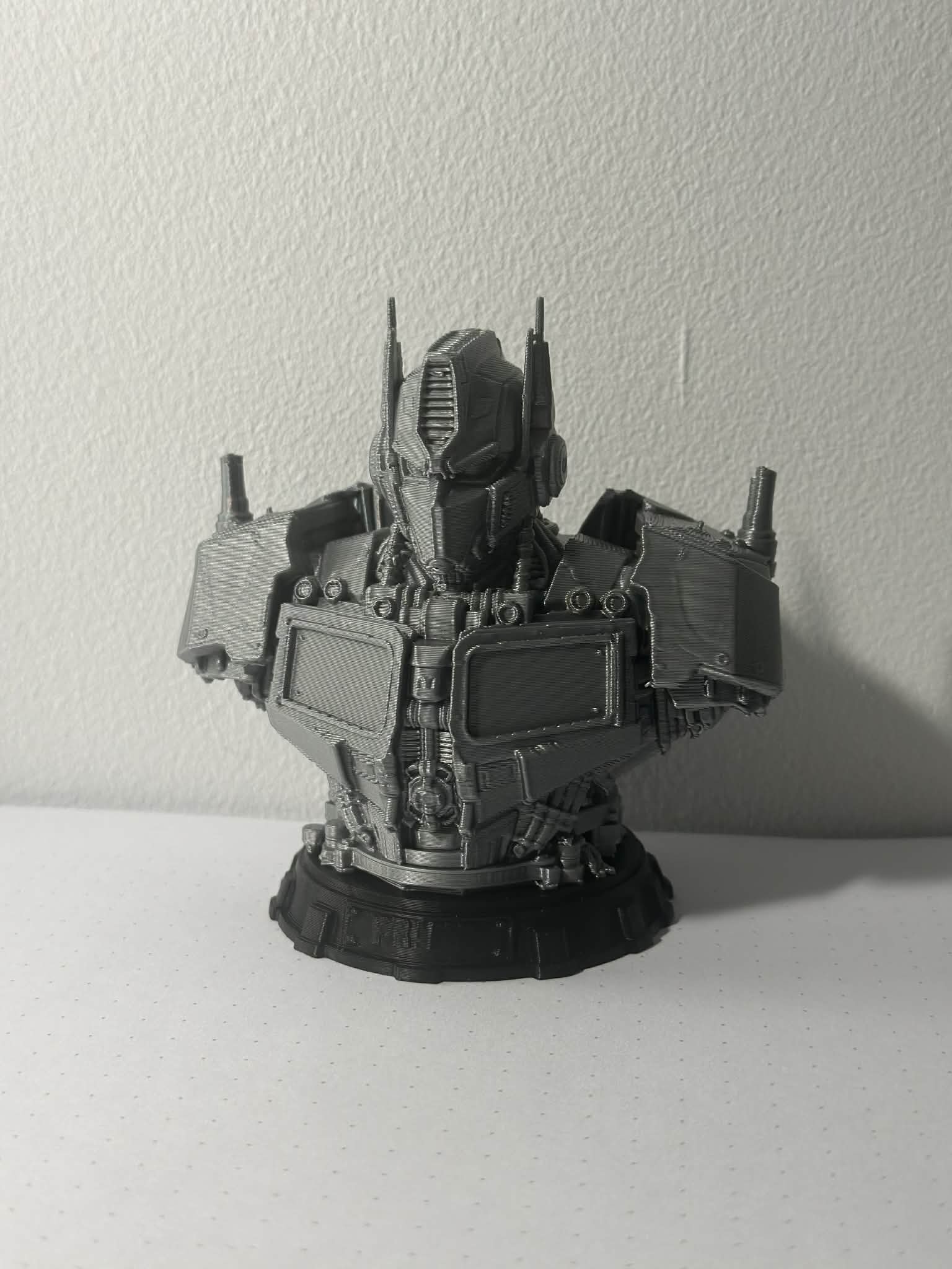 Small 0.2mm layer, 2 walls, 7% infill