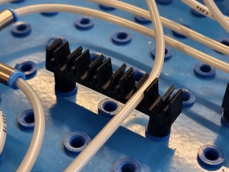 Festo 4mm Schlauchhalter für alte Übungsplatte