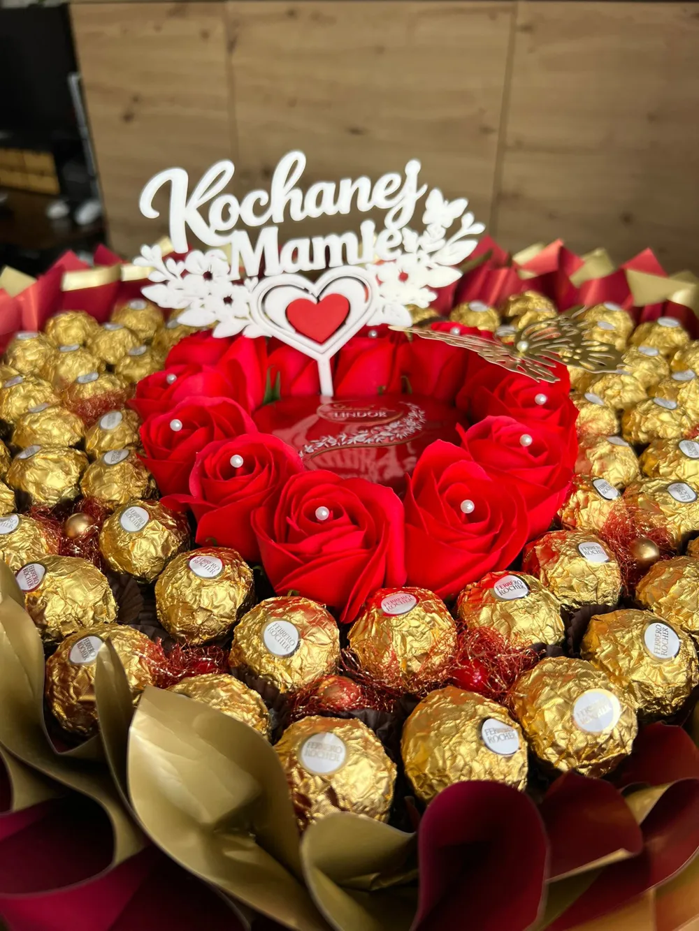 To Beloved Mom Topper , Cake or Gift Topper - Free 3D Print Model ...