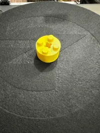 Adaptateur vinyle 45 tours façon brique Lego — photo 2