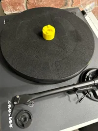 Adaptateur vinyle 45 tours façon brique Lego — photo 3