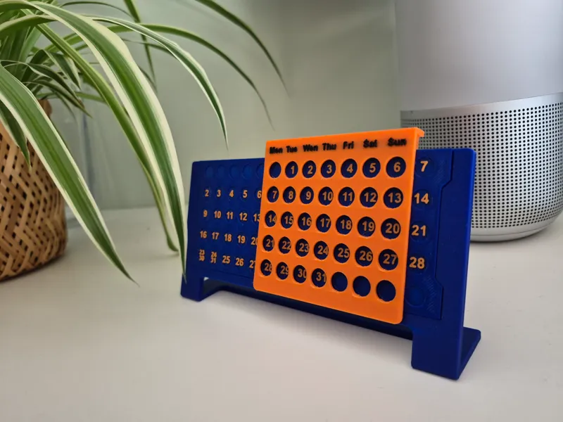 Infinity Table Calendar