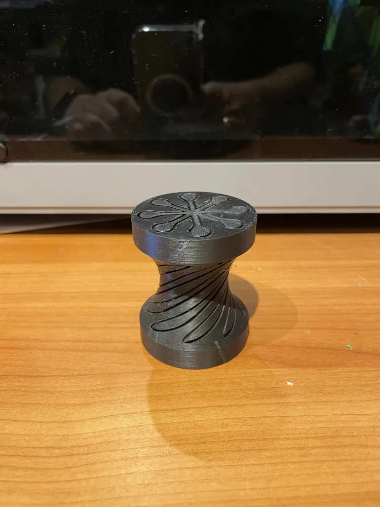 Impossible Passthrough Fidget – Spiral Tube Puzzle by Moquai MakerWorld ...