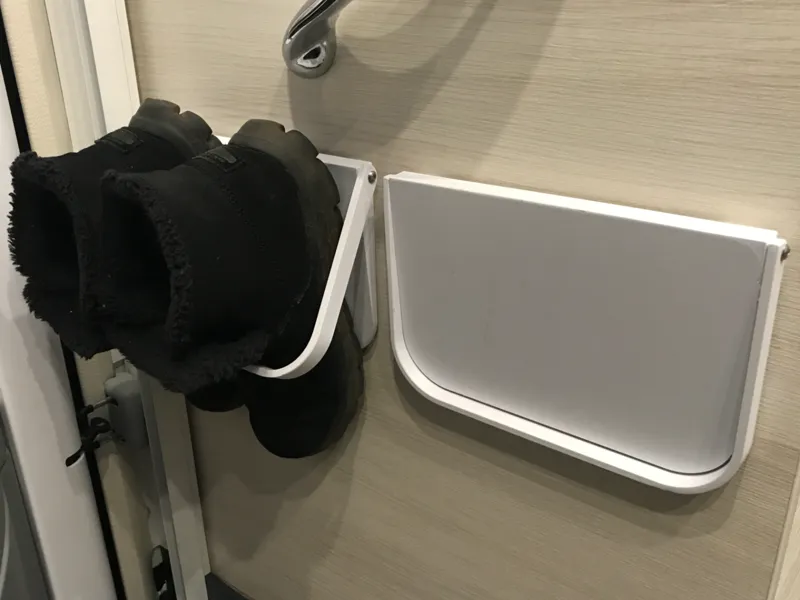 Slim Shoe Rack